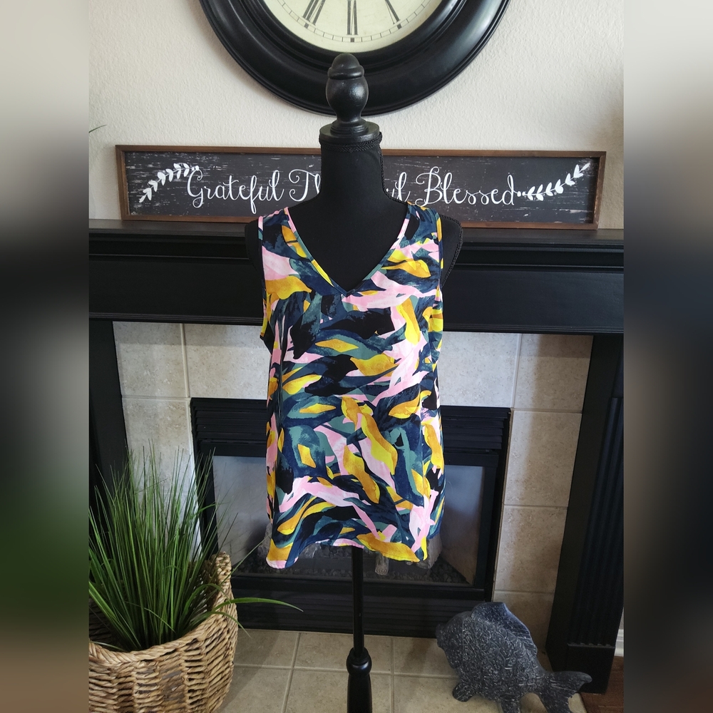 Apt. 9 Ladies Sleeveless Tunic Top